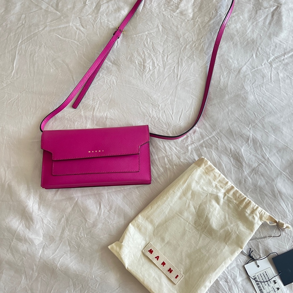 Marni wallet on strap pink
